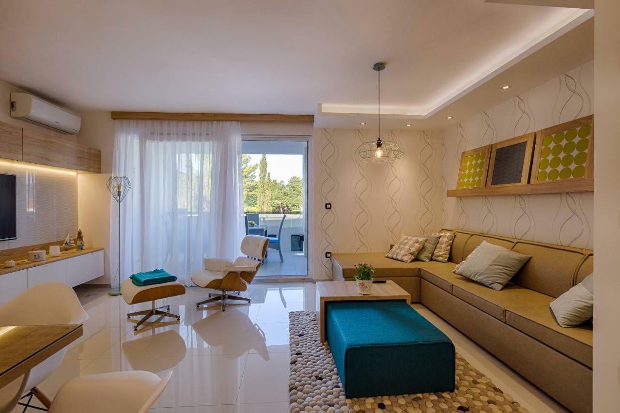 Deluxe New Apartments - Few Steps From The Beach - Luxury Holiday With Style - By Traveler Tourist Agency Krk كرك المظهر الخارجي الصورة